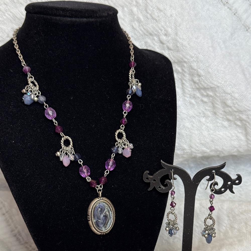 Rhyolite Volcanic rock pendant necklace set with pink and blue beads